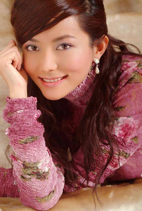 李钰：因癌症去世，男友汪雨已经结婚生子，只有母亲还记得她！