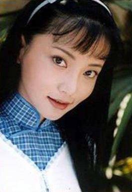 李钰：因癌症去世，男友汪雨已经结婚生子，只有母亲还记得她！